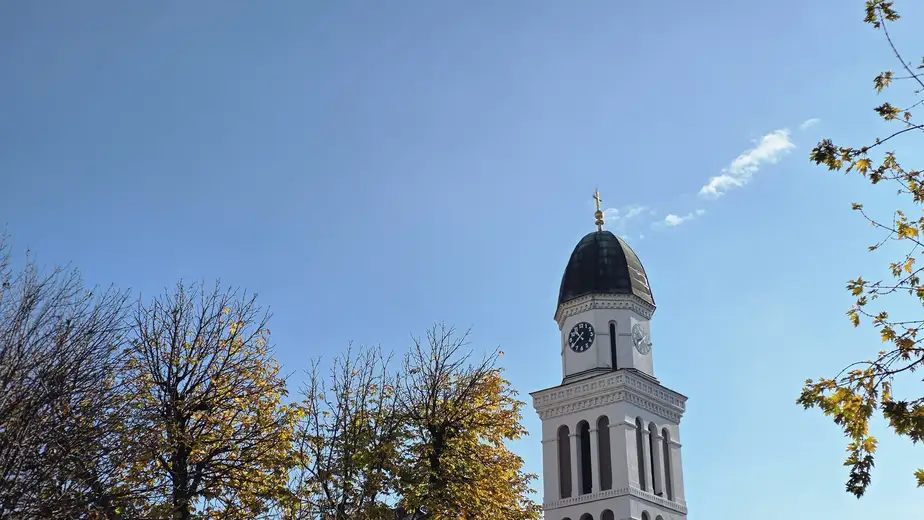 Vremenska prognoza: Prvi decembarski dan donosi sunce, ali zubato