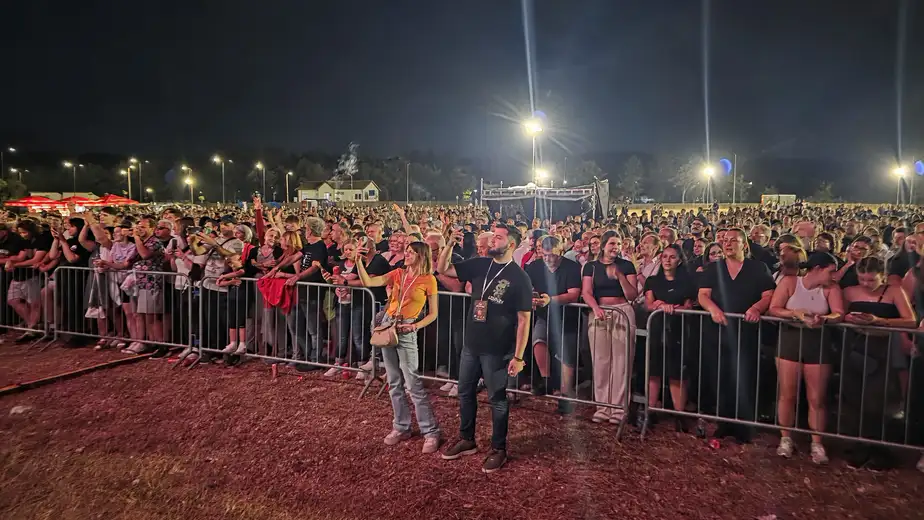 Rokenrol se nastavlja na Kraljevici: Večeras drugo polufinale 59. Gitarijade uz Letu Štuke i Neverne Bebe