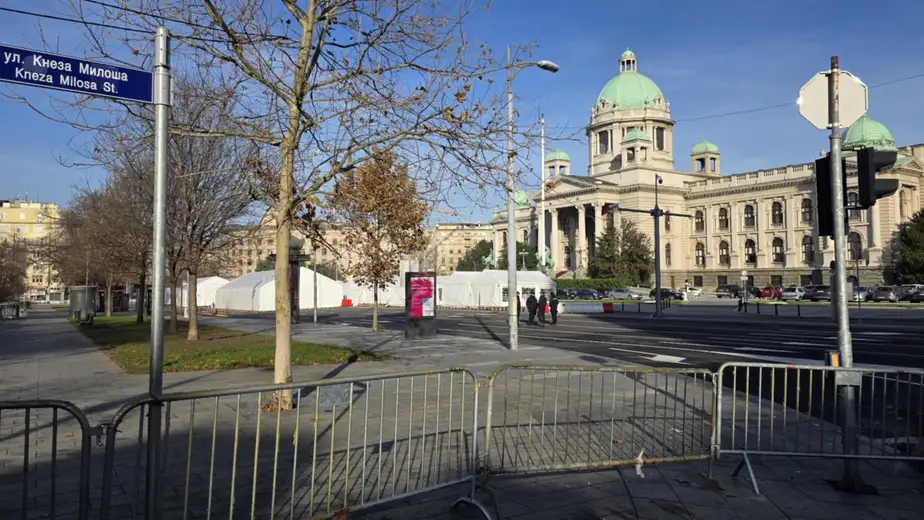 Otkud najava za uklanjanje Ćacilenda: Vučić se konsolidovao ili je sastanak u Briselu bio "apsolutna katastrofa"