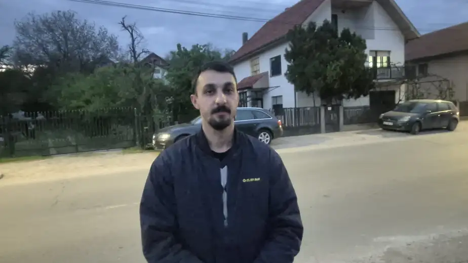 Stanovnici ulice Crvene armije u Zaječaru: Umesto puta, dobili smo obećanja i daske!