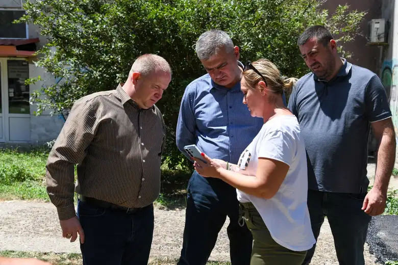 U naselju Kraljevica privode se kraju radovi na uređenju parking prostora: Opet bez novinara