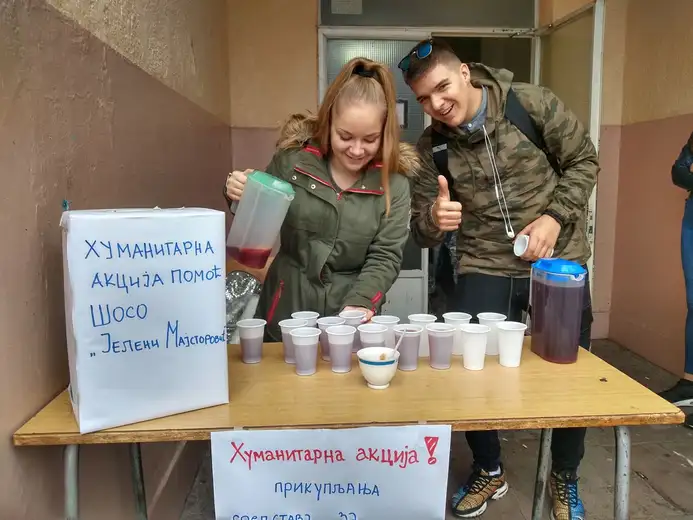 Učenici Ekonomsko-trgovinske škole u Zaječaru organizovali su akciju za pomoć školi za osnovno i srednje obrazovanje „Jelena Majstorović“