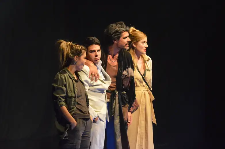 Predstava ,,Crno i zlatno'' izvedena na festivalu 35. Dani Zorana Radmilovića