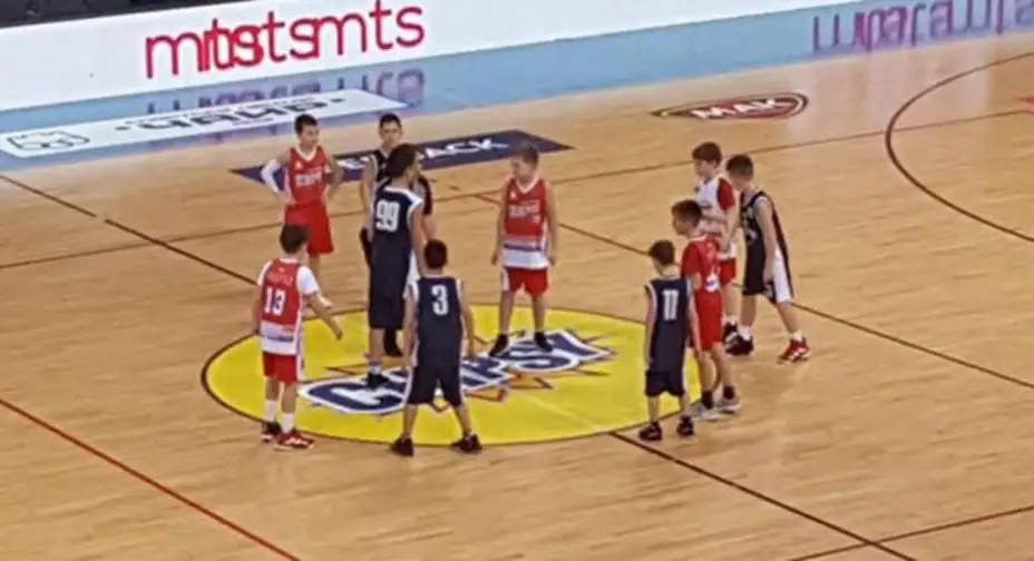 KK "Mladost 019" učestvovao na otvarajnu Kupa "Radivoja Koraća" i na turniru "Basket4kids" u Nišu
