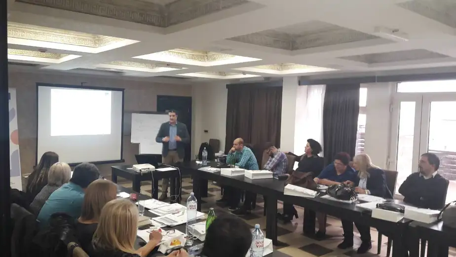 USKORO MOBILNI TIMOVI ZA INKLUZIJU ROMA U  POŽAREVCU, PARAĆINU, BORU, ZAJEČARU i KRALJEVU!