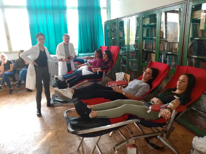 Održana akcija dobrovoljnog davanja krvi u Tehničkoj školi u Zaječaru