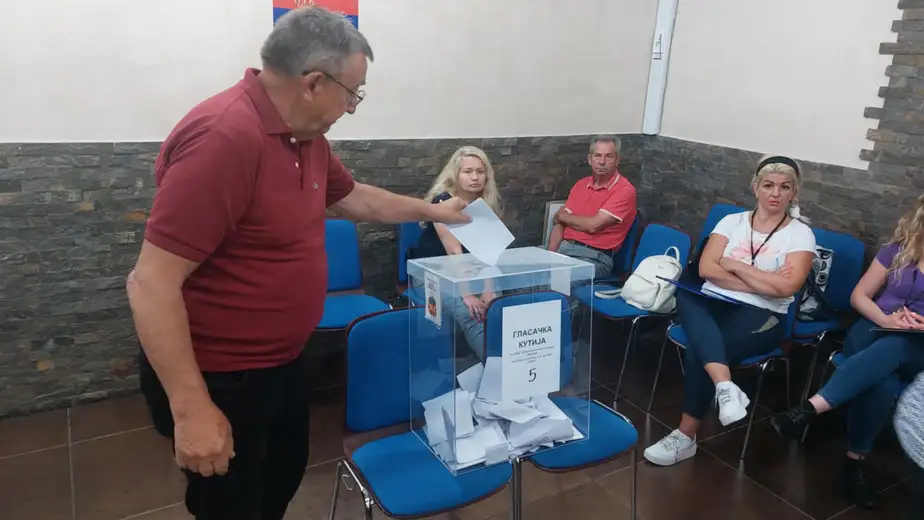 U Zaječaru se danas održavaju lokalni izbori
