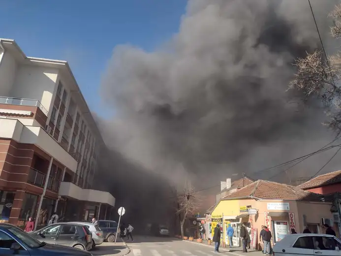 Boljevac: Vatrena stihija zahvatila je "Aman"