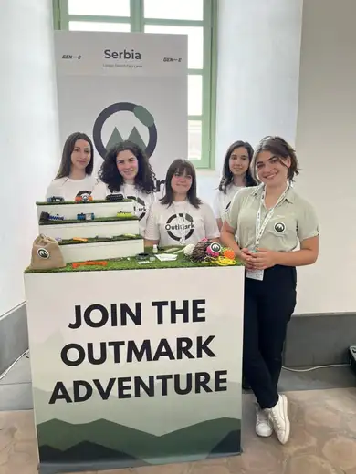 Bravo:Članice Učeničke kompanije “OutMark” učestvovale su na evropskom takmičenju u Siciliji