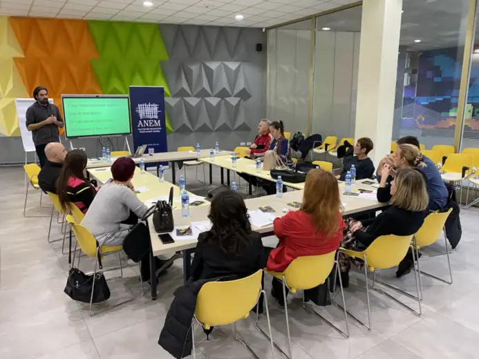 Ko izveštava o studentskim protestima ne dobija sredstva: Projekti na lokalu uglavnom režimskim medijima