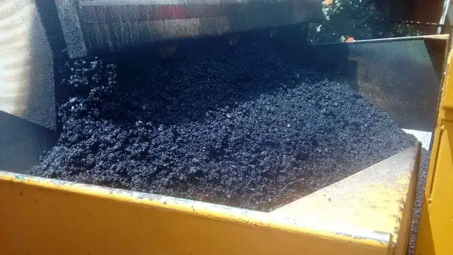 Novogodišnje asfaltiranje u Zaječaru ne sme da stane: Opet selektivno pozivanje medija na događaj