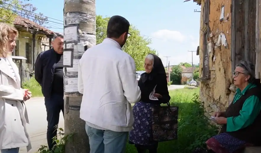 Nosioci liste "Promena u koju verujemo", Uglješa Đuričković, Dragana Rašić i Goran Kalčević razgovarali sa meštanima Marinovca, Vrbice i Zagrađa
