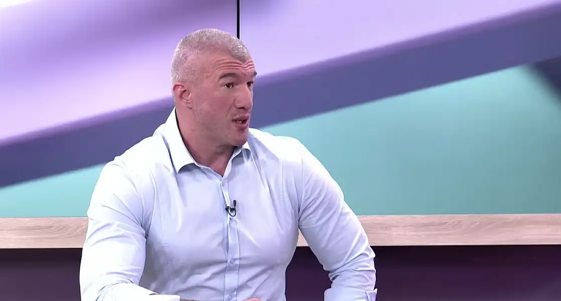 Odbornik Miša Bačulov priveden u porodičnoj kući