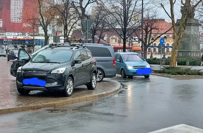 Vrhunac bahatog parkiranja u Zaječaru