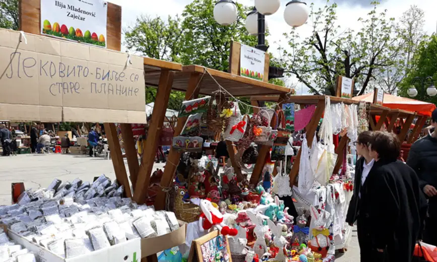 Novogodišnji bazar na gradskom trgu