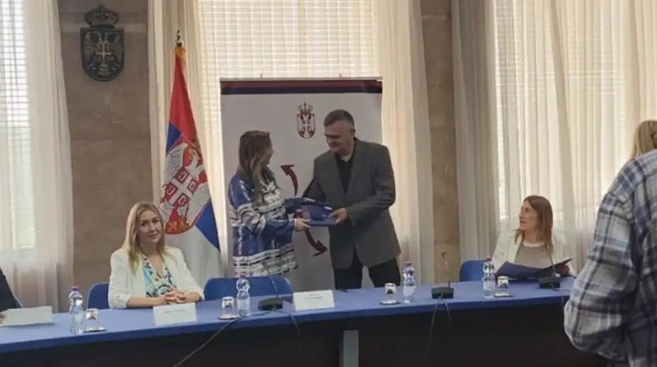 POTPISAN UGOVOR SA KOMESERIJATOM ZA IZBEGLICE: Nastavak rеšavanja problеma izbеglica i intеrno rasеljеnih lica