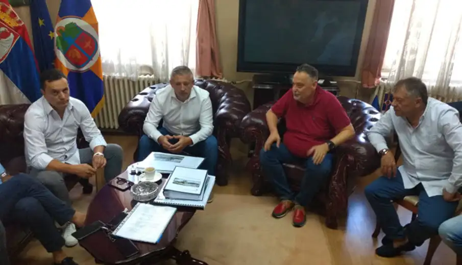 Na hipodromu "niče" stadion sa 8.168 mesta