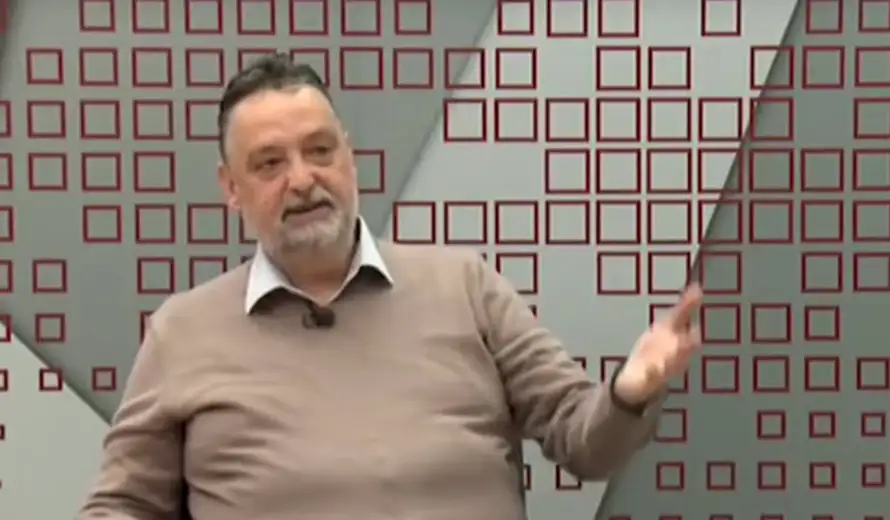 "Još je smešnije što pored njegovog oca, koga mogu da razumem, njega brane upravo njegovi politički mentori Ugljenko i Raščićka": Ničić se još jednom oglasio na svom Fejsbuk profilu