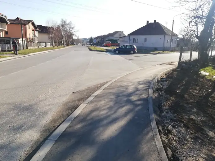 Prijavi problem: Trotoari sređeni, čeka se na obeležavanje pešačkih prelaza