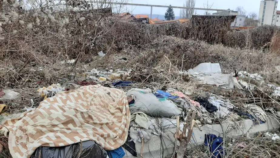 Smetlište u Čupićevoj ulici: na trasi neizgrađenog bulevara Dr Zorana Đinđića iznikla divlja deponija