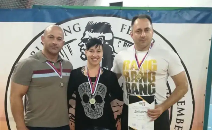 Milena Ranđelović i Saša Cvetković osvojili prvo mesto u bench presu