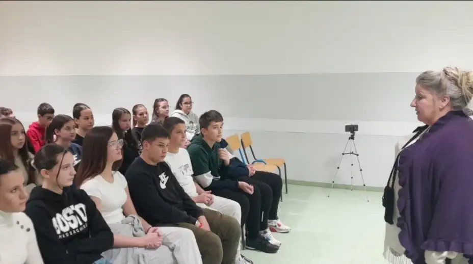 Povodom svetskog dana deteta članovi Dečijeg centra iz Zaječara realizovali performans