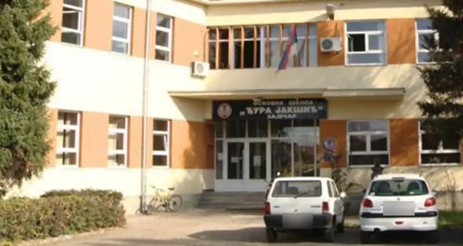 Zbog slabog grejanja škola “Đura Jakšić” tražiće od Ministarstva skraćenje časova