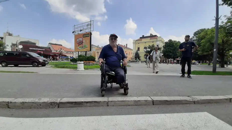 Prelaz nije omogućen svima: Za nekog put, za nekog prepreka