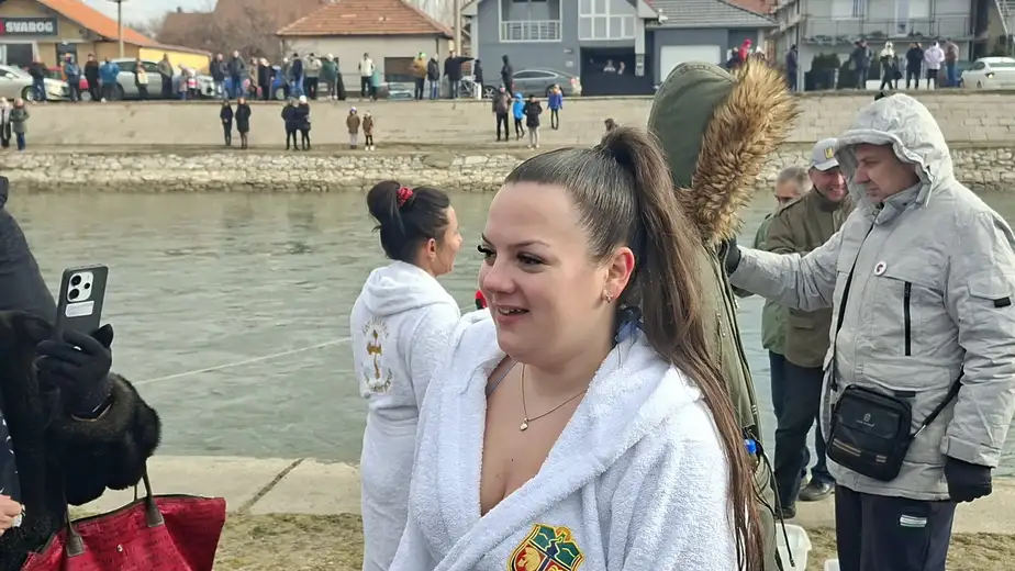 Održano trinaesto plivanje za časni krst u Zaječaru: Pobednica Miljana Džudović!