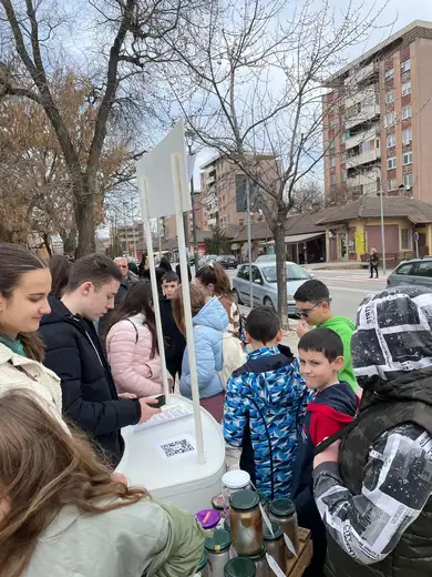 Projekat''ekoizBOR'', u kome učestvuje neformalna grupa srednjoškolaca i srednjoškolki iz Bora