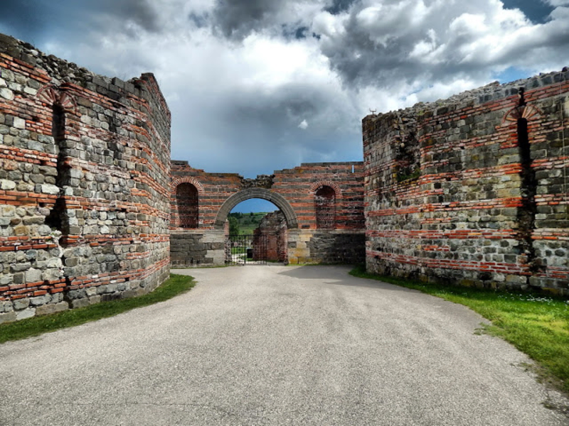 Slavlja i žurke na Feliks Romulijani? Iz Muzeja kažu da imaju registrovanu delatnost u pružnanju ugostiteljskih usluga