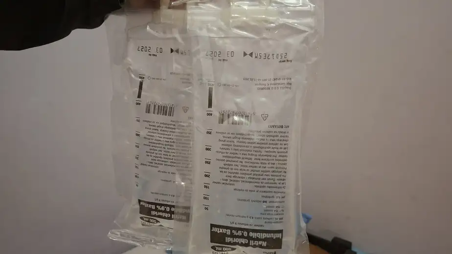 Fiziološkog rastvora već duže vreme nema u Srbiji: Zašto nadležni ćute?