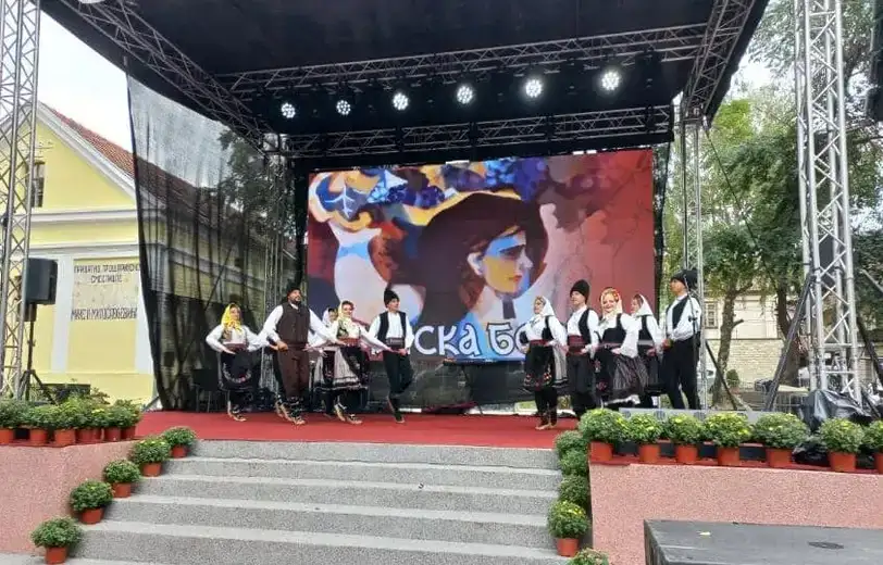 Gradski folklorni ansambl,,ZO-RA" Centra za kulturu ,,Zoran Radmilović" učestvovao Festivalu folklora u Aleksandrovcu