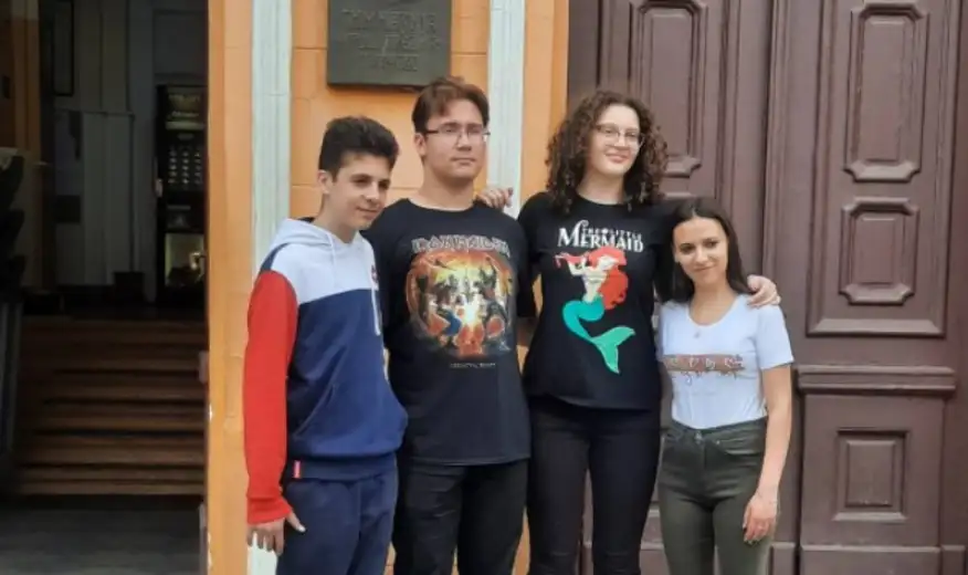 Odlični rezultati učenika Gimnazije na takmičenjima iz istorije i engleskog jezika