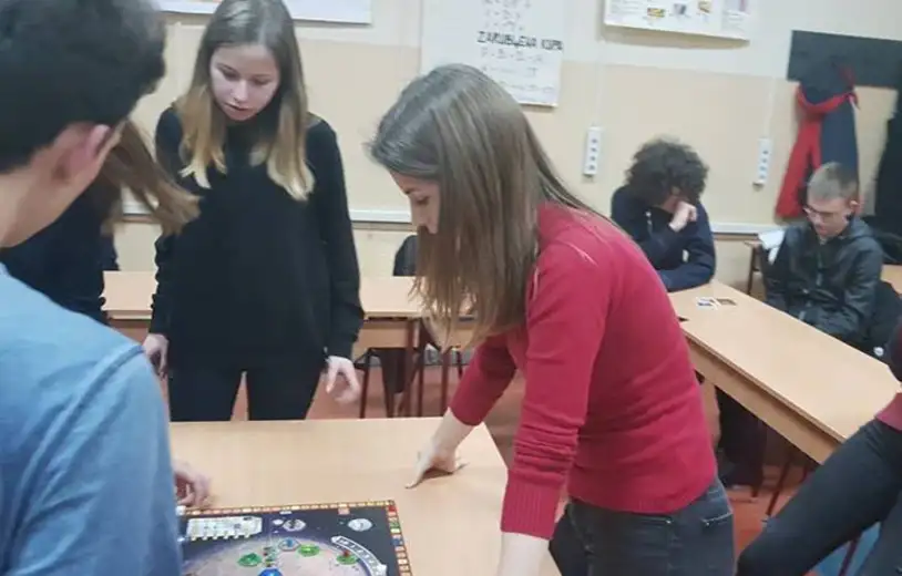 Učenici gimnazije organizovali turnir u Terraforming Marsu