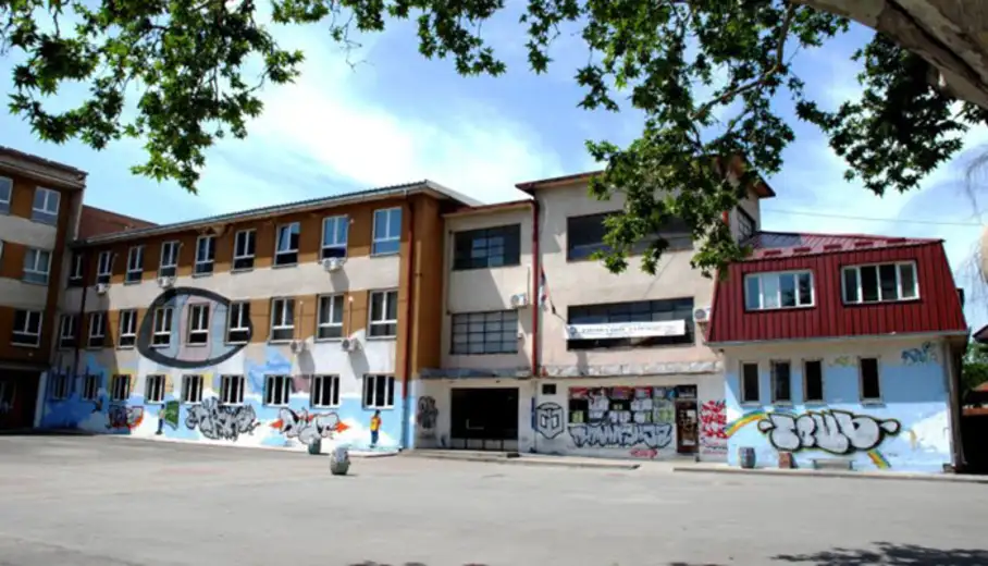 Učenik Gimnazije Luka Cvetković osvojio 5. mesto na takmičenju iz engleskog jezika u Veneciji