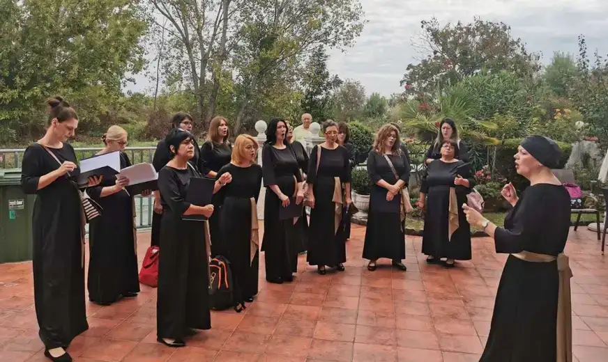 Gradsko pevačko društvo ,,Stevan Mokranjac" iz Zaječara imalo završni nastup na Međunarodnom festivalu horova MUZIKA I MORE u Paraliji u Grčkoj