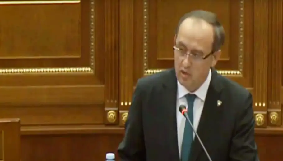 Hoti: U ponedeljak sa Vučićem o međusobnom priznanju