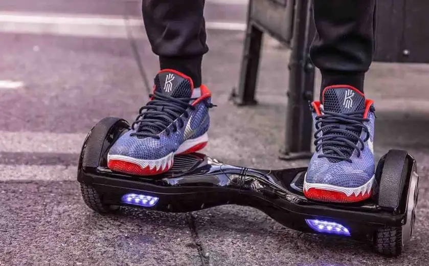 Zašto deca obožavaju hoverboard i kojim uzrastima je namenjen?