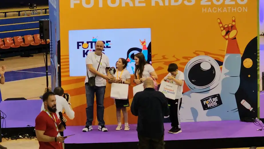 Kliker tim iz Bora među najboljima u regionu: Bronza za „BORn to Code“ na Future Kids hakatonu u Beogradu