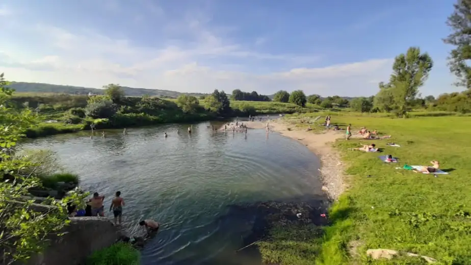 Spas od vreline: Posetili smo kupališta "Jaz" i "Popova plaža"