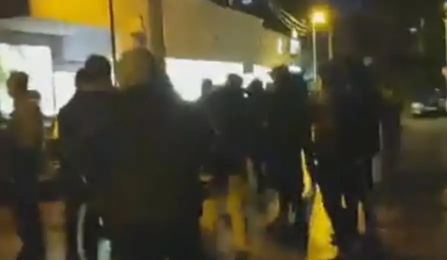 Južne vesti: Opština Palilula negira pokušaj bakljade, tvrde da su sinoć delili pakete, pa su napadnuti