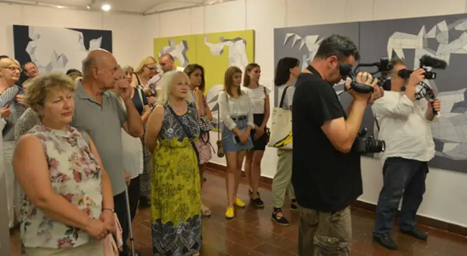 Izložba slika i crteža "Morfejeva poseta" akademske slikarke Snežane Vujović Nikolić