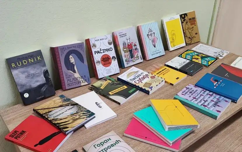 U okviru projekta "Knjigaonica“ Matična biblioteka „Svetozar Marković“ u Zaječaru postala je bogatija za dvadeset pet naslova