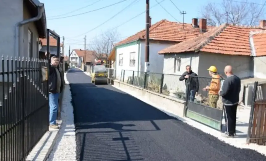 Asfaltirana Knjaževacka ulica - 300 metara 3.6 miliona dinara: Za 6 igrališta u Zaječaru grad izdvaja 21.8 miliona dinara