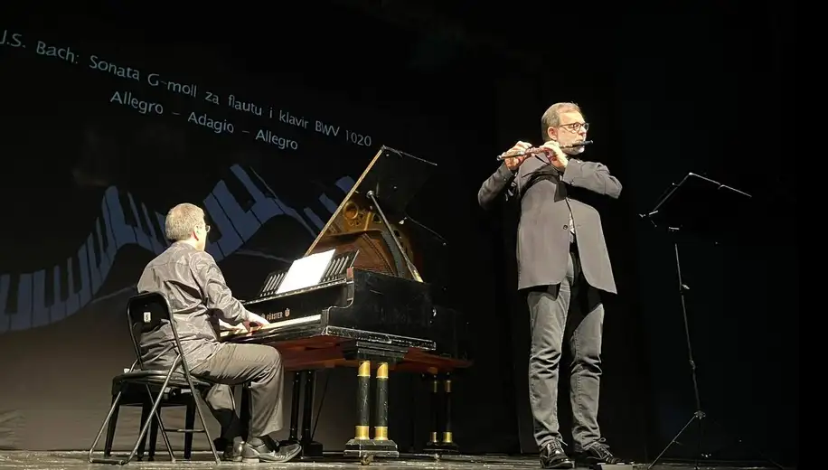 Koncertom dvojice virtouza, flautiste Ljubiše Jovanovića i pijaniste Aleksandra Serdara, počelo je “Zaječarsko muzičko proleće”