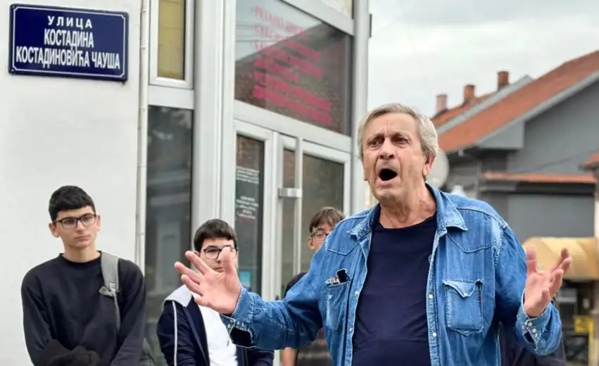 Ratomir Rale Damjanović posle više od 30 godina ponovo govorio stihove