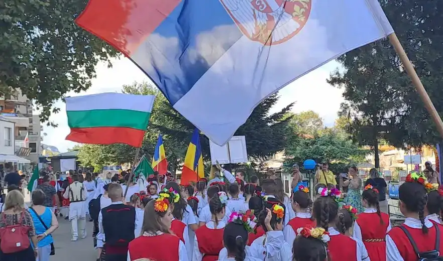 Tri seoska kulturno-umetnička društva učestvovala su na Međunarodnom Festivalu “ETNO RITMI” u bugarskom letovalištu “Zlatni pjasci”