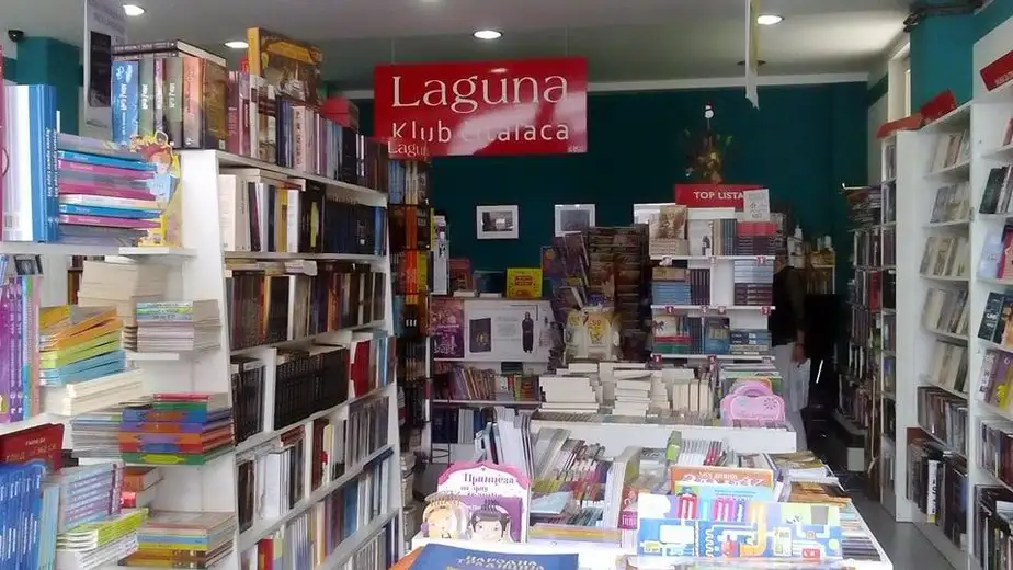 MESEC LJUBAVI U KNJIŽARI „KALIGRAF“: POPUST DO 42% NA ČAK 60 NASLOVA!