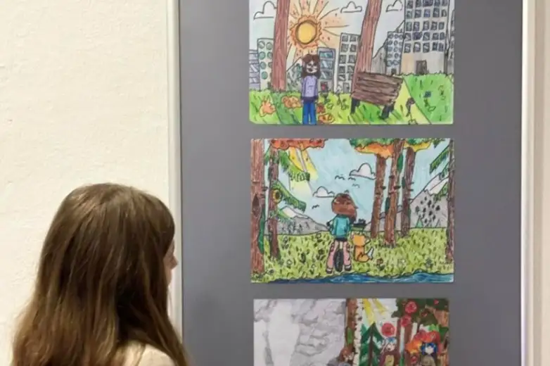 Međunarodni dan deteta obeležen u Zaječaru otvaranjem izložbe crteža jedanaestogodišnje Lane Stamenković